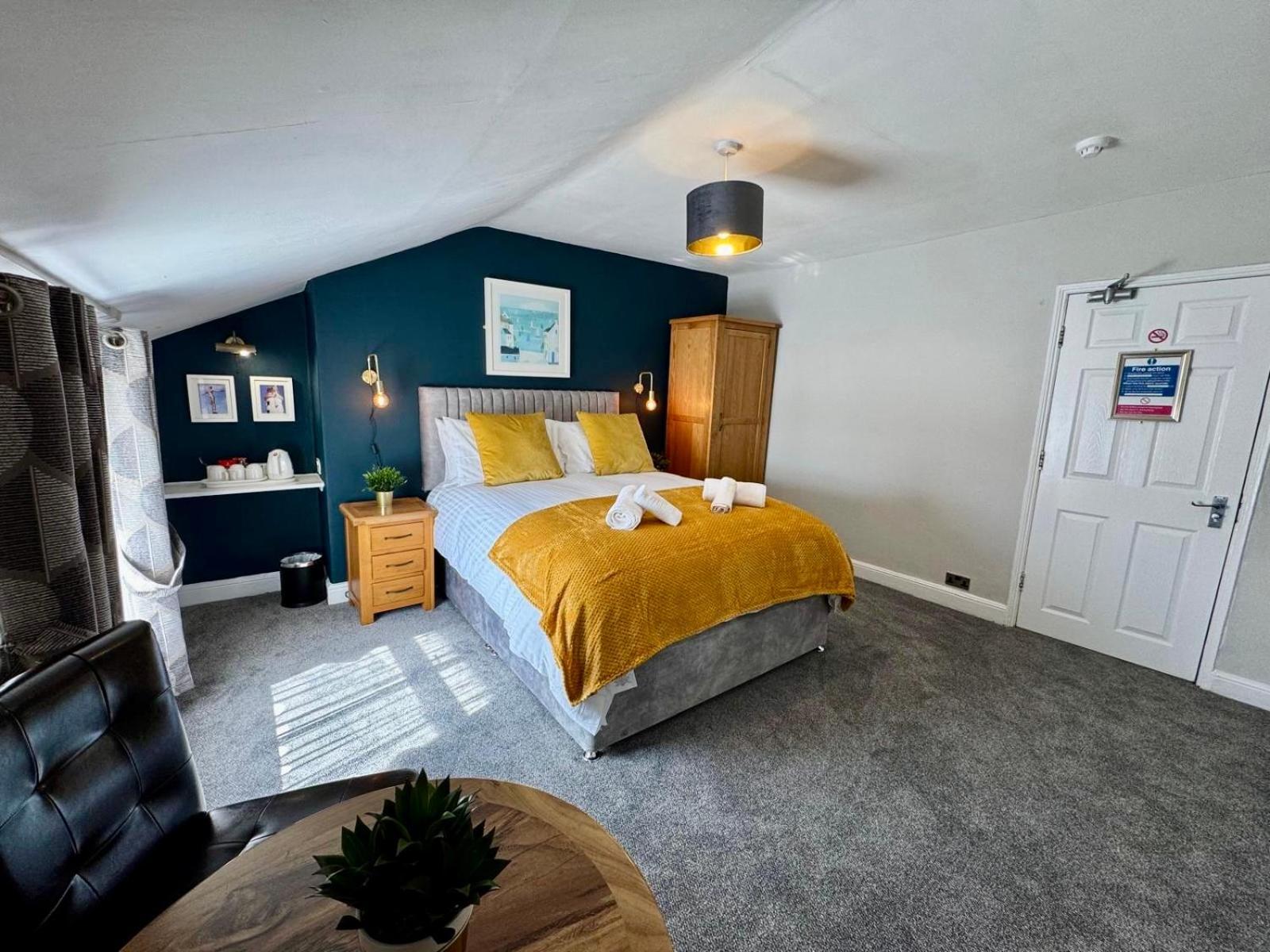 スカーバラ The Rockside Bed & Breakfast エクステリア 写真