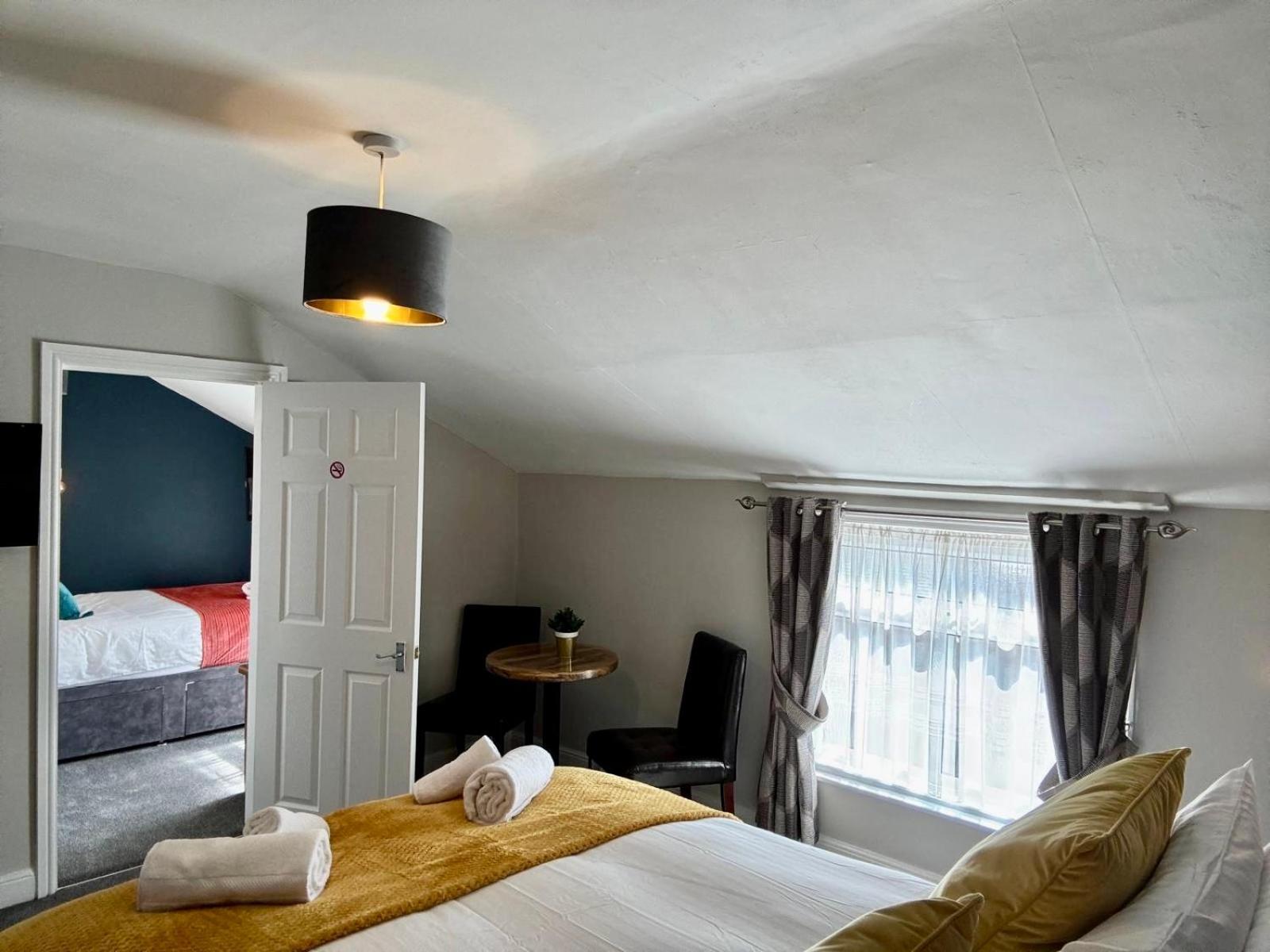 スカーバラ The Rockside Bed & Breakfast エクステリア 写真