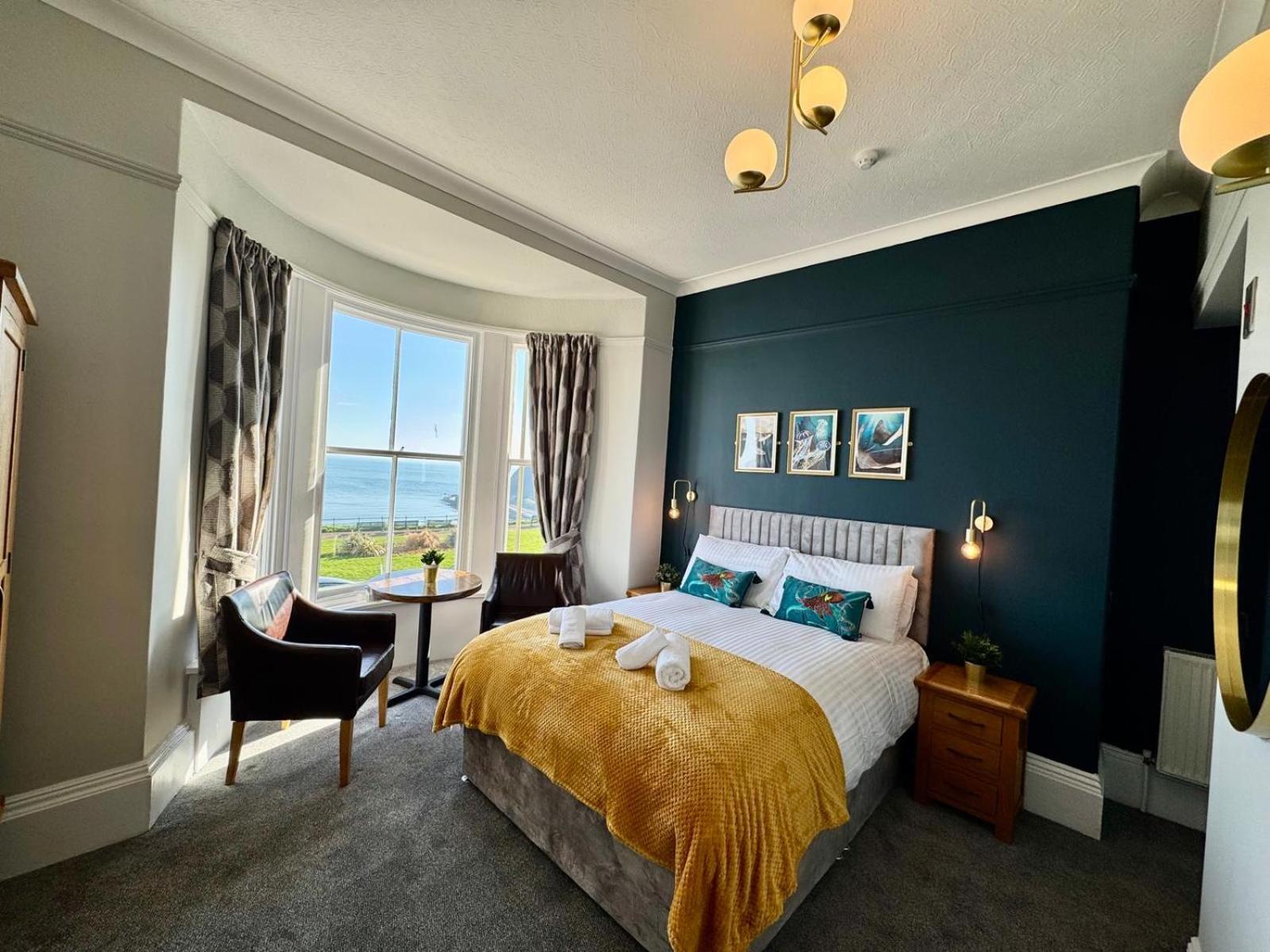 スカーバラ The Rockside Bed & Breakfast エクステリア 写真
