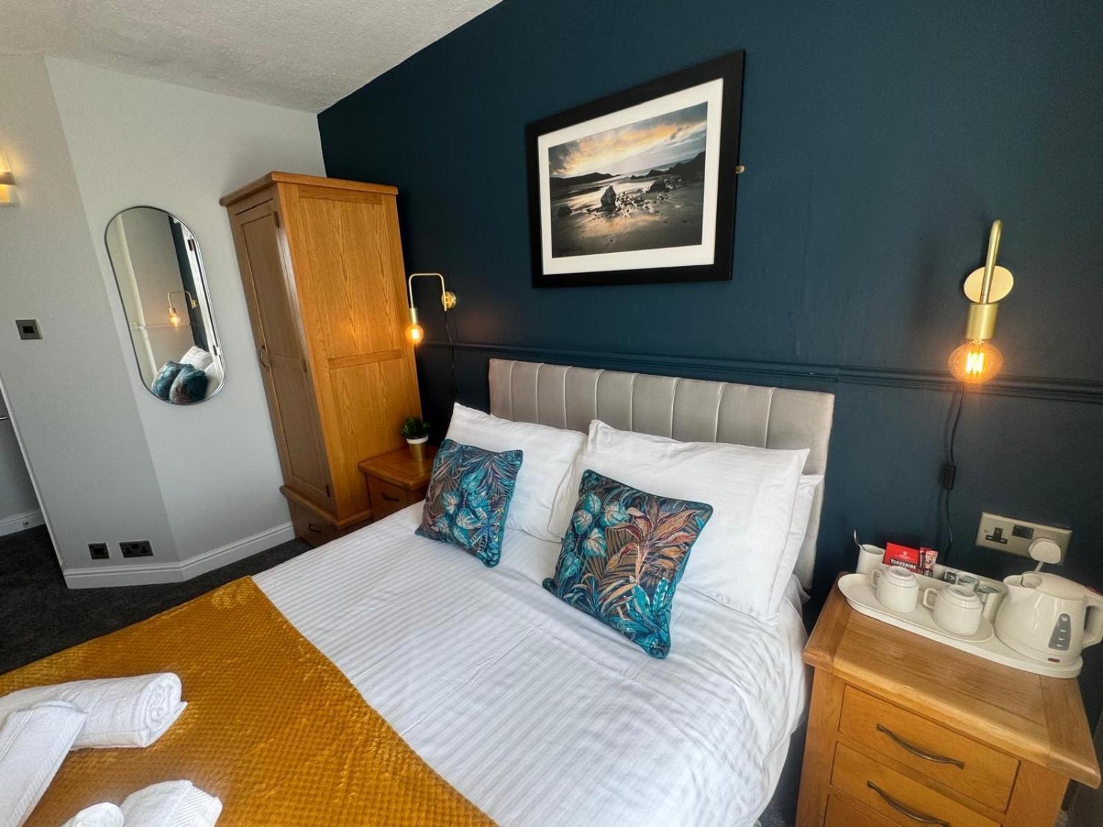 スカーバラ The Rockside Bed & Breakfast エクステリア 写真