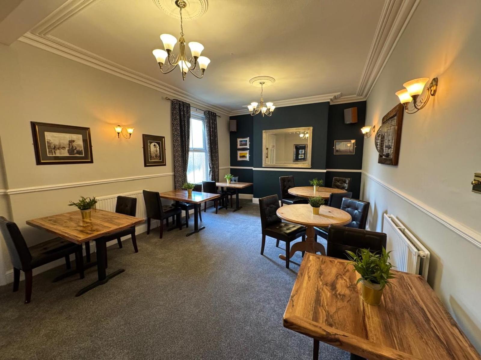 スカーバラ The Rockside Bed & Breakfast エクステリア 写真