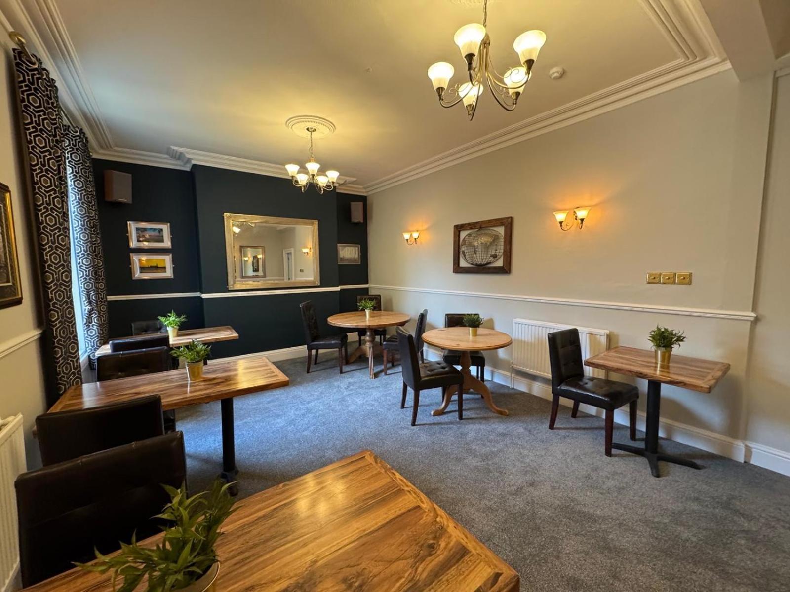スカーバラ The Rockside Bed & Breakfast エクステリア 写真