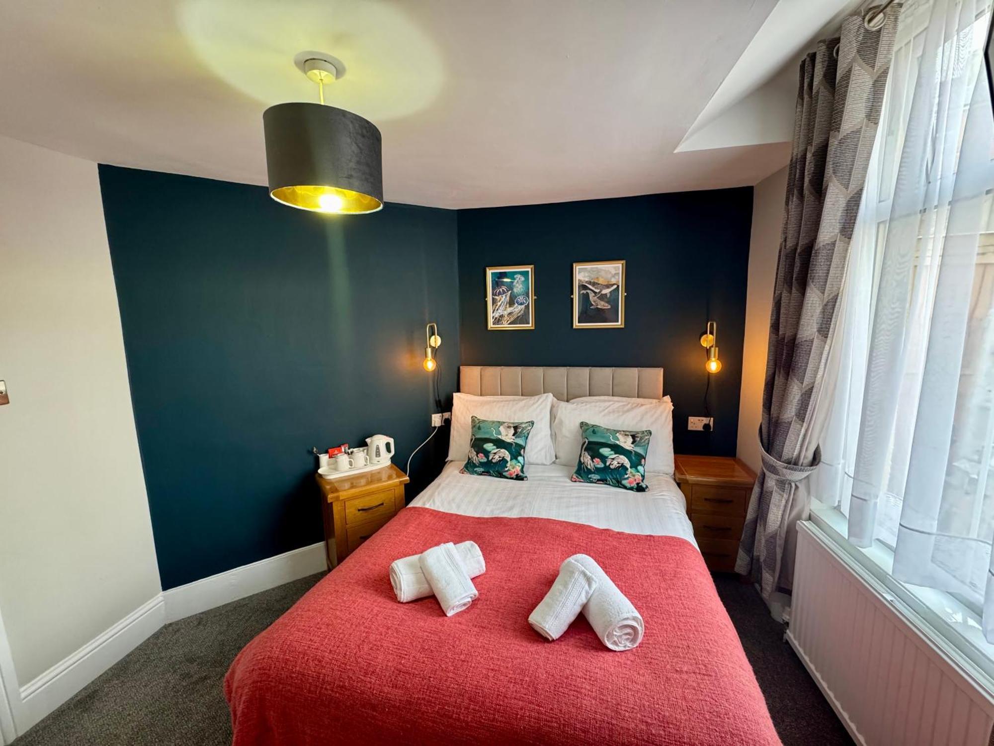 スカーバラ The Rockside Bed & Breakfast エクステリア 写真