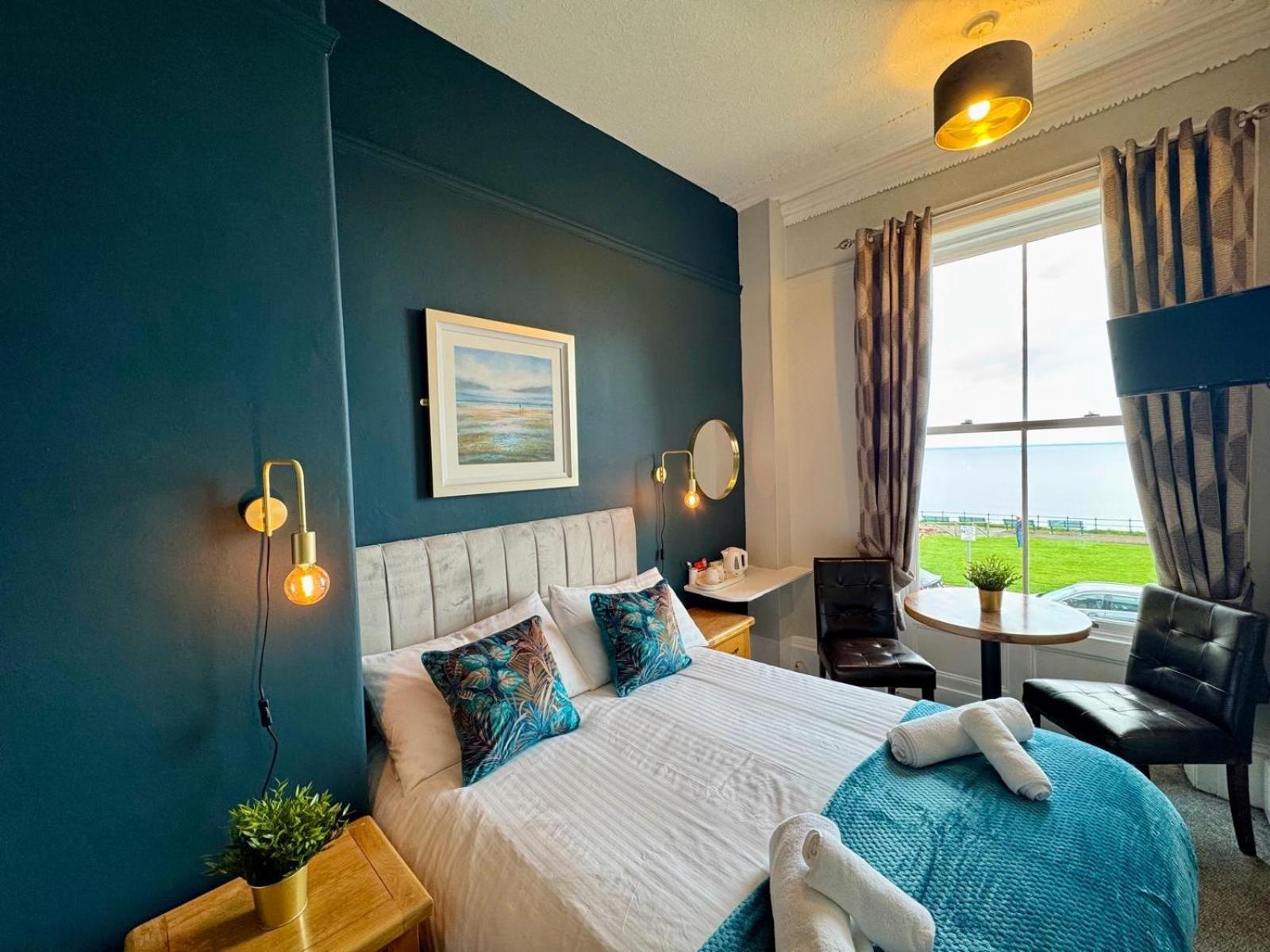 スカーバラ The Rockside Bed & Breakfast エクステリア 写真