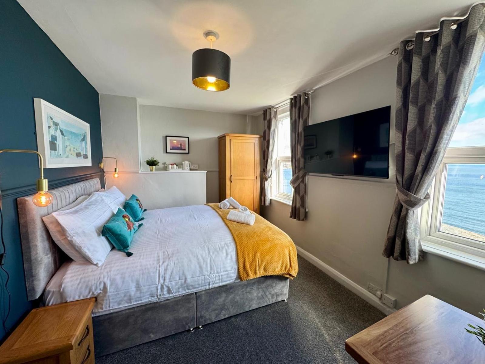 スカーバラ The Rockside Bed & Breakfast エクステリア 写真