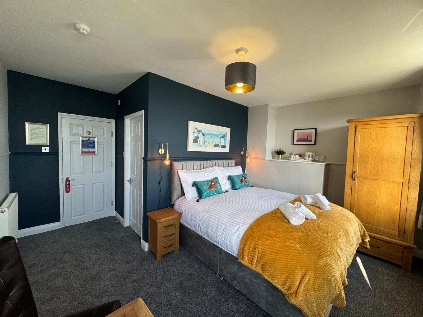スカーバラ The Rockside Bed & Breakfast エクステリア 写真