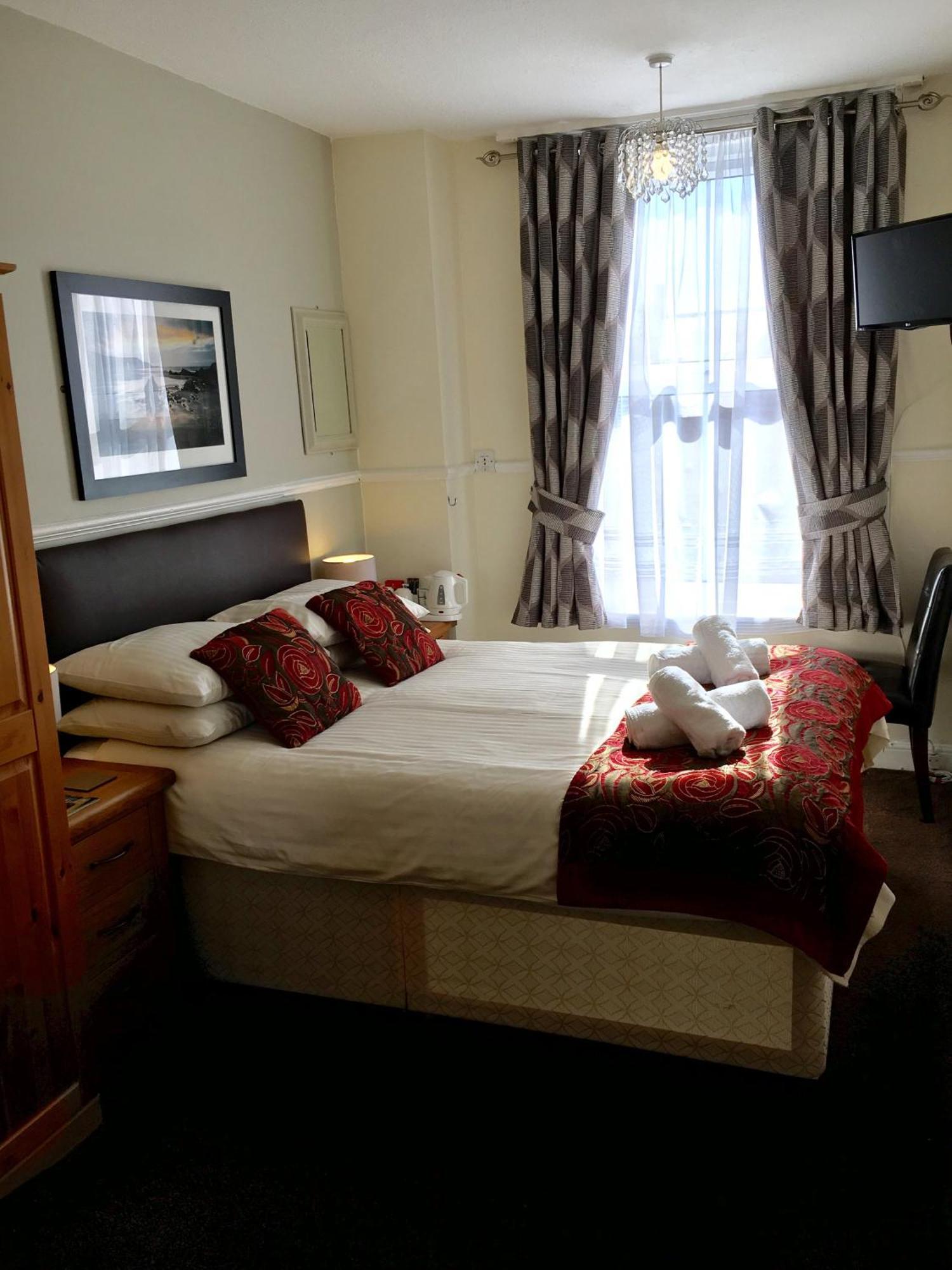 スカーバラ The Rockside Bed & Breakfast エクステリア 写真